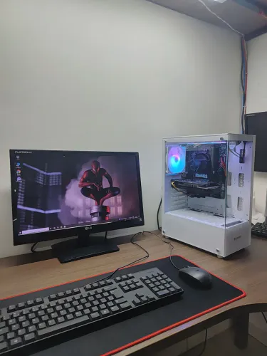 PC Gamer core i3 10105 com 8gb de ram DDR4 + Placa de Vídeo + NVME 256gb ( GARANTIA ) 