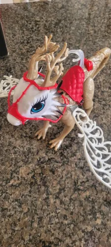 Boneca Ever After High Dragão