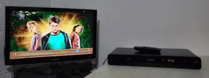 Aparelho De Bluray Philips Bdp3100 Hdmi Net Cd/dvd Usb Mp3 Preto 110/220v - Bivolt