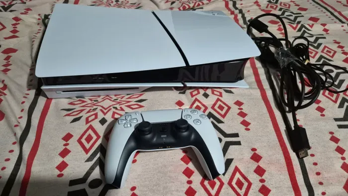 Ps5 slim com Leitor
