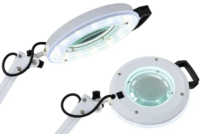 Lupa Led