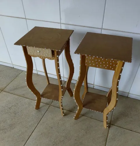02 mesinhas. - Laterais