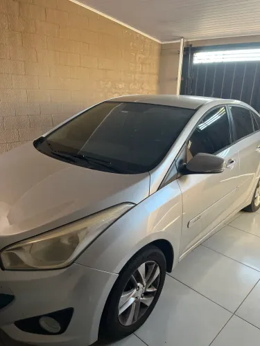 Hyundai HB20S Premium 1.6 Flex 16V Aut. 4P 2014