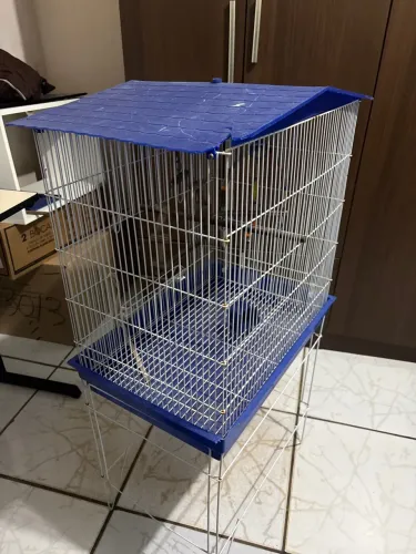 Gaiola para pássaros desmontável