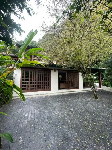 Casa de Alto Padrão à Venda Engenho