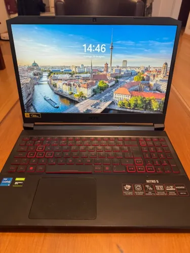 Acer Nitro 5 AN515-57 | i5-11400H | GTX 1650 4 GB | 16 GB RAM| SSD 256 GB + HD 1 TB| 144Hz