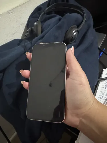 iPhone 13 Rosé - 256GB 