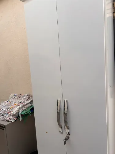 Armário multiuso