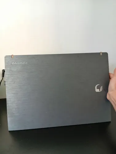 Notebook Positivo ? R$ 900