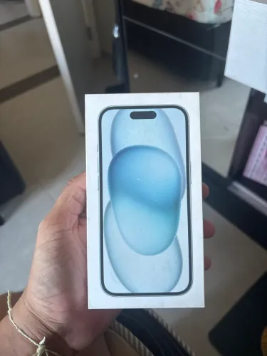 iPhone 15 azul