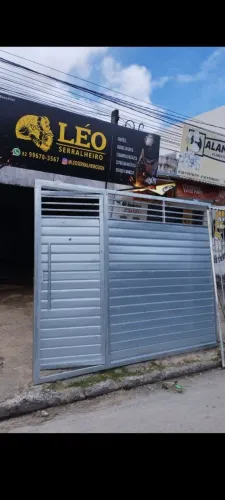Portão garagem com o social
