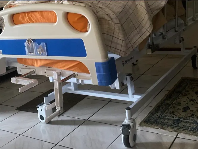 Cama hospitalar 