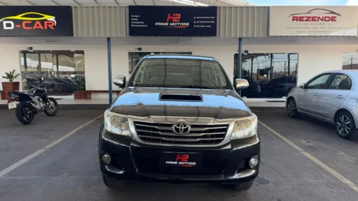 Toyota Hilux CD SRV D4-d 4X4 3.0 TDI Diesel AUT 2012