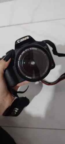 Câmera fotográfica - Canon EOS Rebel T1i