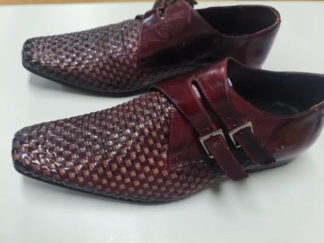 Sapato de couro 