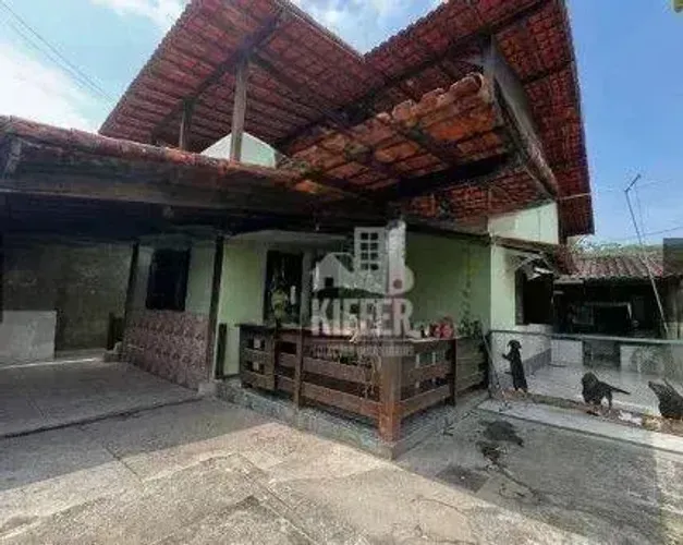 Casa com 3 dormitórios à venda, 360 m² por R$ 550.000,00 - Rio do Ouro - São Gonçalo/RJ