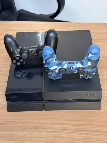 Playstation 4 Seminovo 2 controles