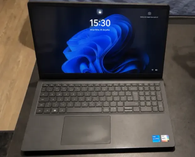 Notebook Dell Inspiron 15 3530 - i5 13ª Ger / 16GB RAM / SSD 512GB / Win 11