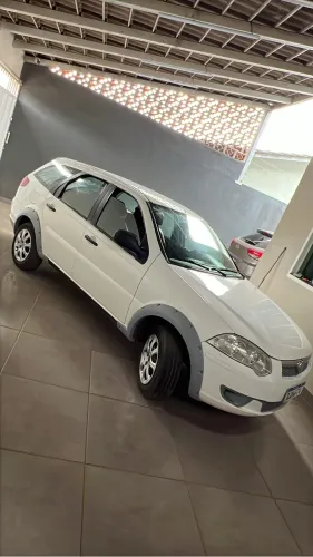 Fiat Palio Weekend Trekking 1.6 Flex 16V 5P 2013