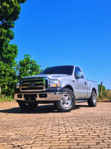 Ford F-250 XLT 4.2 TB Diesel 2001