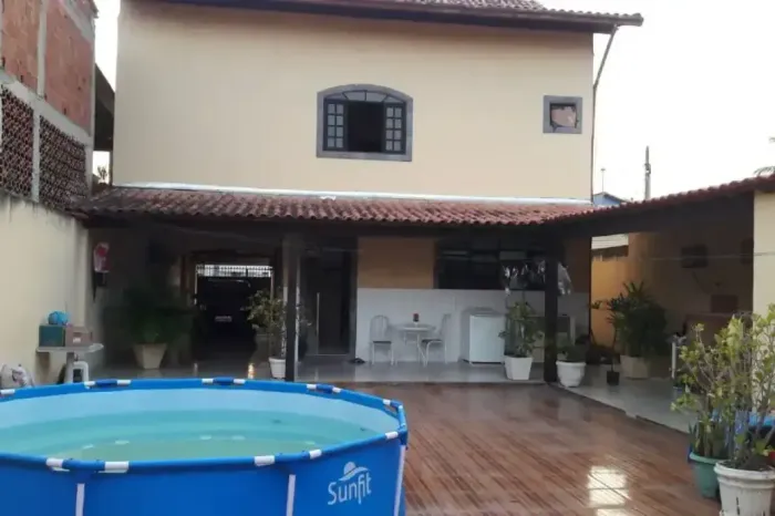 Casa com 3 Quartos e Quintal Enorme  Aceita Financiamento bancário- bairro Rio da Prata