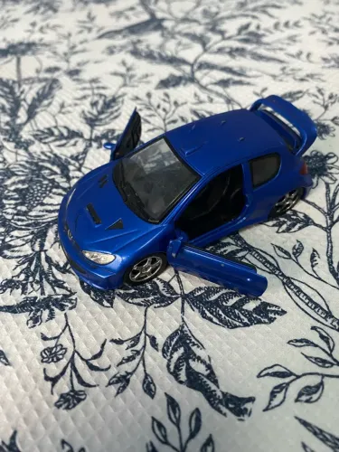 Carrinho peugeot grande