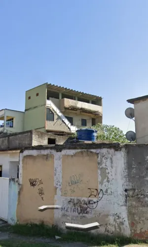 ALUGO Apartamento na Vila Emil