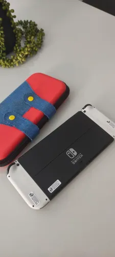 Nintendo Switch OLED Desbloqueado
