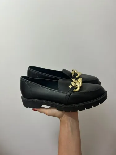 Sapato Mocassim Loafer Beira Rio Tratorado com Corrente - Impecável!