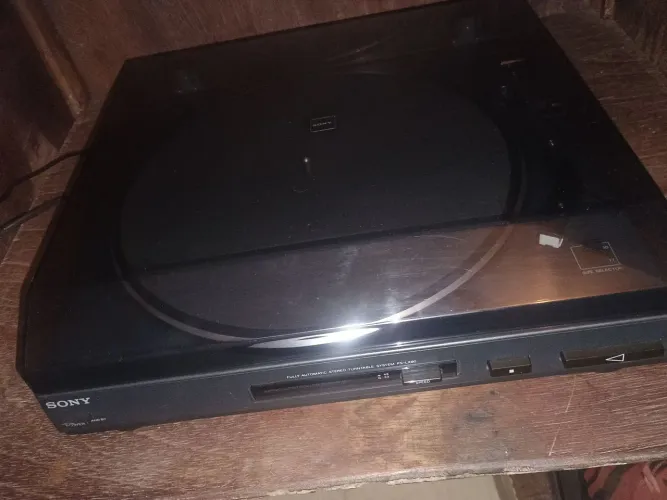 Sony PS-LX60 (Toca discos)