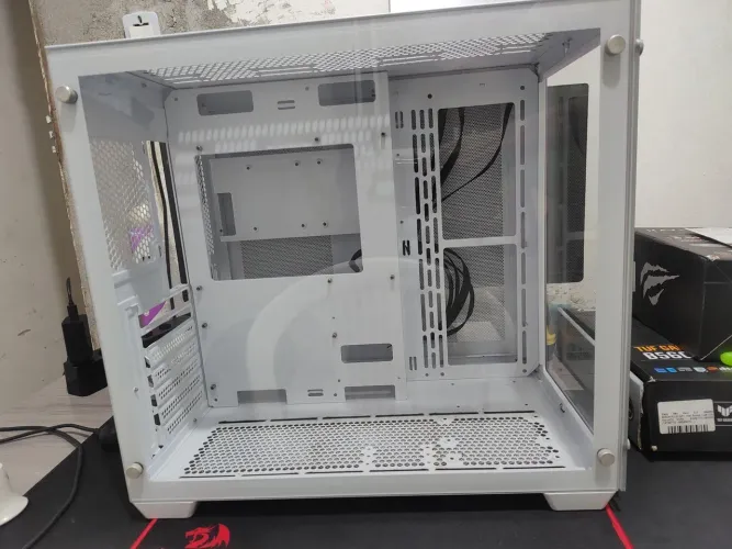 Gabinete Gamer Aquário Branco