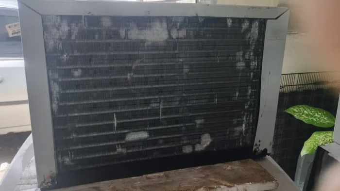 Vende-se ar condicionado de janela de 10000 BTUs 