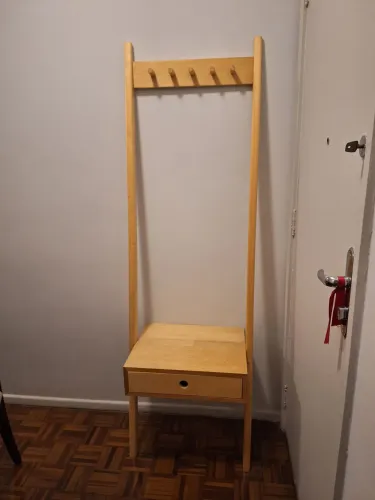 Chapeleira com gaveta moderna