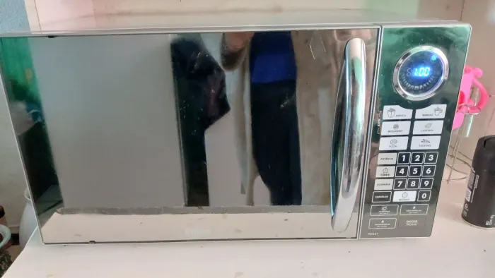 Microondas espelhado
