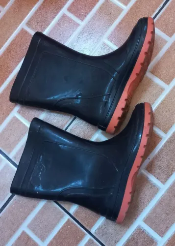 Bota e sandalia 