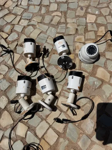 Vendo 6 câmeras intelbras VHD 3120 G4