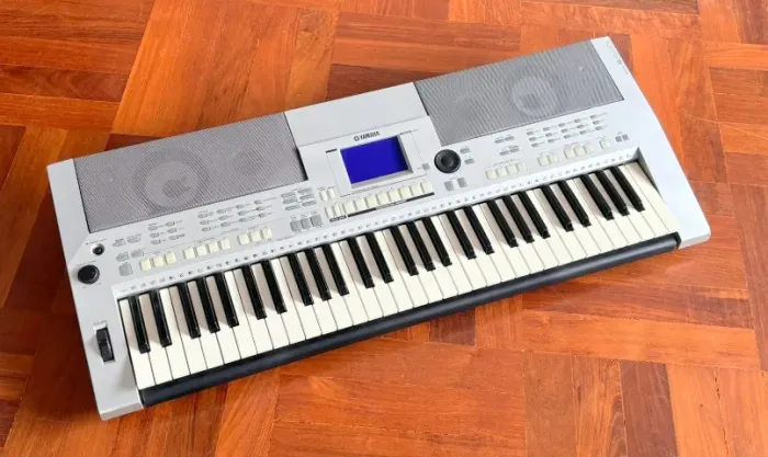 Teclado Yamaha PSR s500 (usado) 10x sem juros