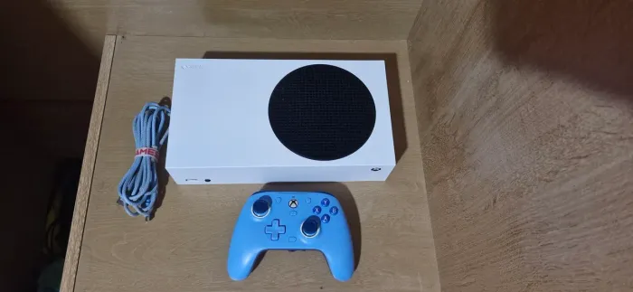Xbox series s com controle GAMESIR
