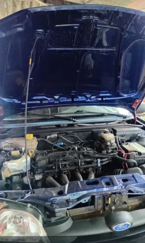 Ford Courier 1.6 L/ 1.6 Flex 2012
