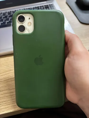 IPHONE 11 64 GB