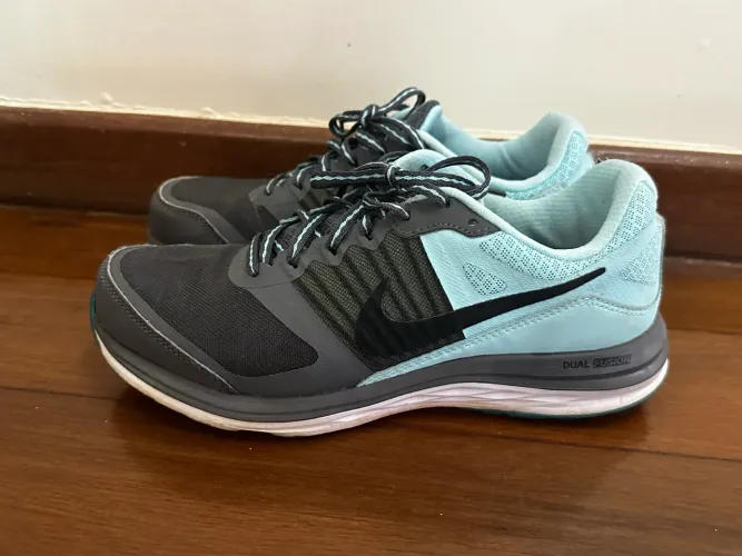 Tênis Nike Dual Fusion Hit Print Training feminino