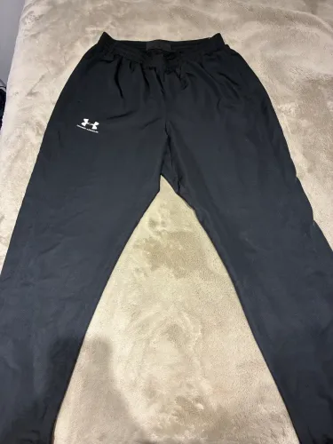 Calça UnderArmour- tamanho M