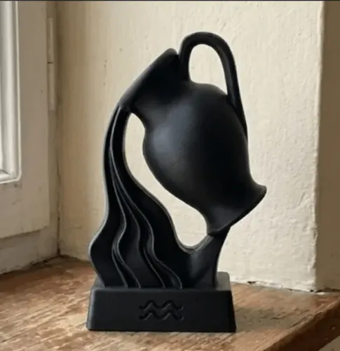 busto do signo de aquário