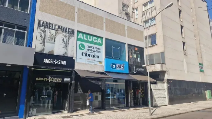 Centro comercial para venda com 78 metros quadrados em Centro - Curitiba - PR