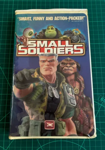 Fita VHS Pequenos guerreiros