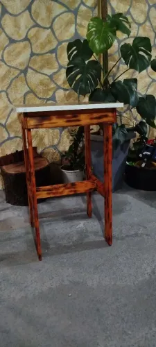 Mesa bistrô para decoração 