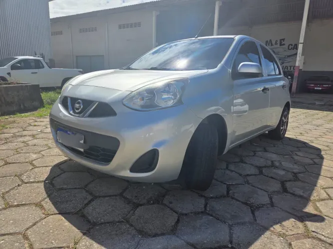 Nissan March S 1.0 12V Flex 5P 2016