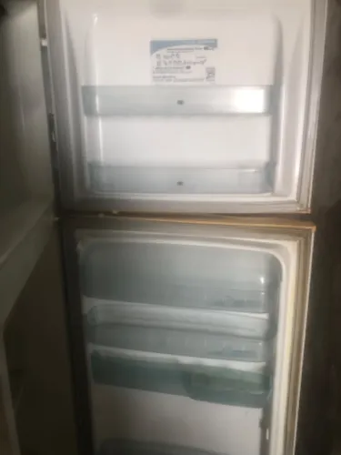 Geladeira ELETROLUX AIR FLOW SIYSTEM DC38 tel para contato *