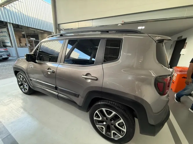 Jeep Renegade Longitude 1.8 4X2 Flex 16V Aut. 2020