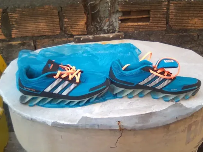 Adidas escama de peixe springblade Original